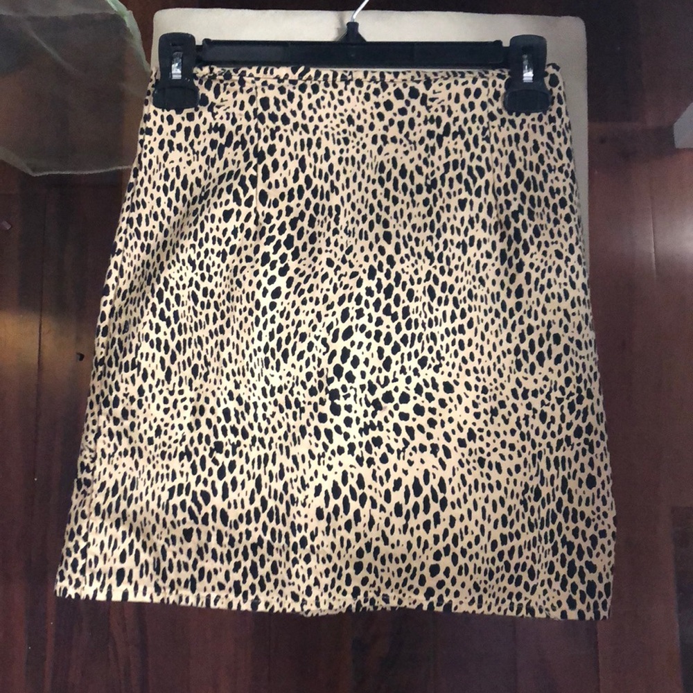 Brandy Melville Cheetah Print Skirt